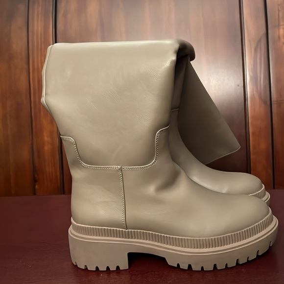 Knee high boot 5 - Picture 6 of 8